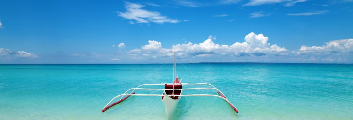 Boot am Traumstrand der Insel Cebu