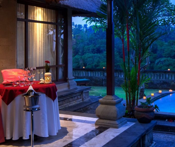 Im Pita Maha Resort & Spa ist man gerne bereit Ihnen bei der Planung eines romantischen Dinners zu helfen.