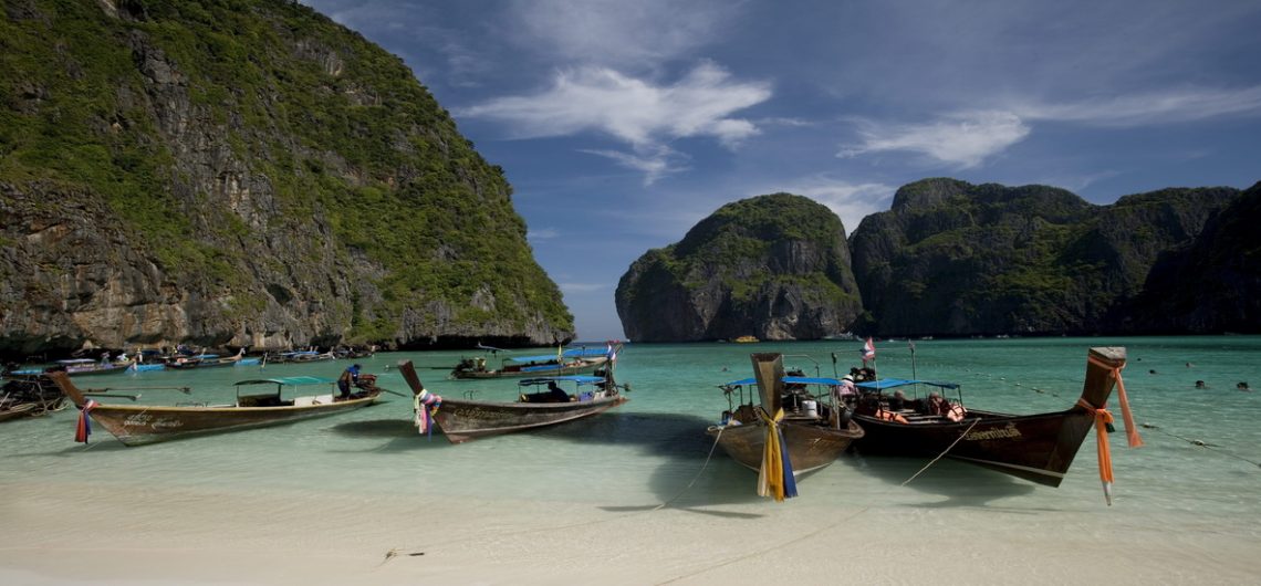 Maya Bay, Phi Phi Le Island, Hat Noppharat Thara - Mu Koh Phi Phi National Park, Krabi