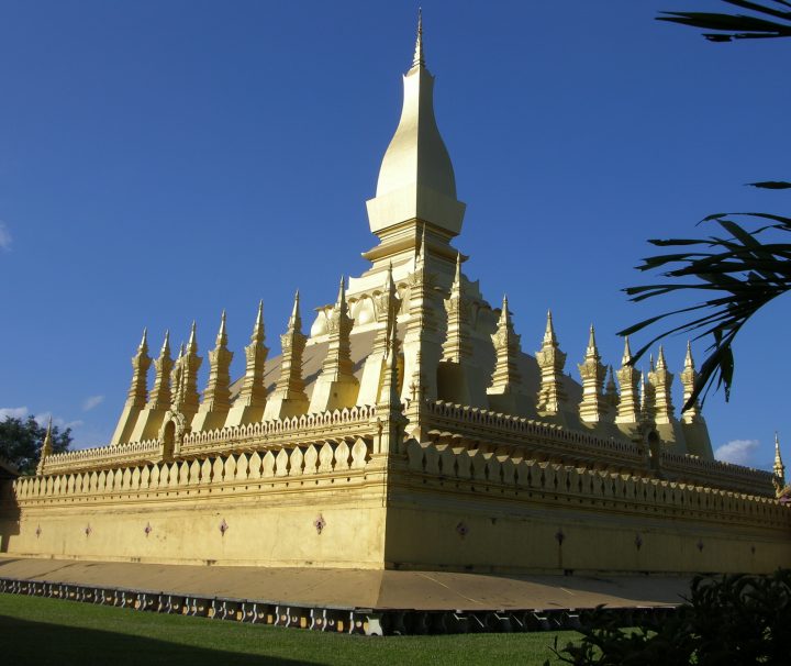 Der Buddhistische Stupa Pha That Luang ist ein religiöses Monument und Nationalsymbol von Laos.