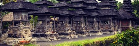 Die Tempelanlage Pura Besakih auf Bali ist das bedeutendste hinduistische Heiligtum der Insel und gilt als „Muttertempel“ aller balinesischen Tempel.