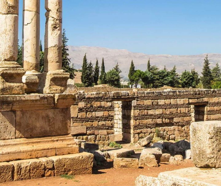 Die Tempelanlage von Baalbek gilt als eines der größten und bedeutendsten Beispiele römischer Architektur in Nahen Osten.