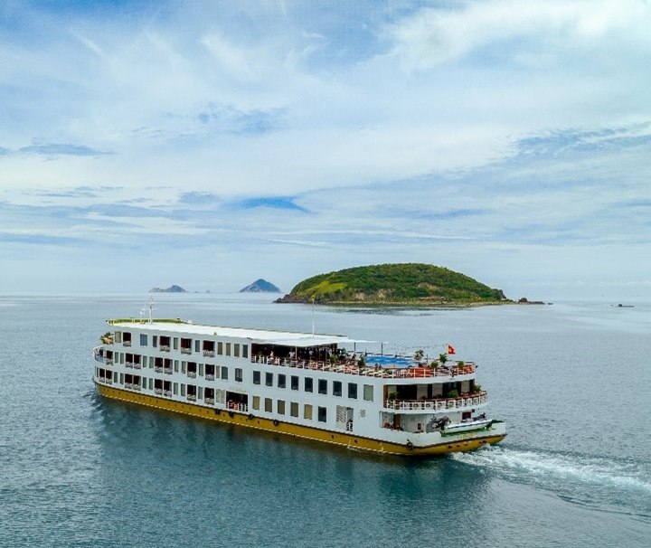 Die R/V La Marguerite wurde 2009 in den Werften von Saigon gebaut.