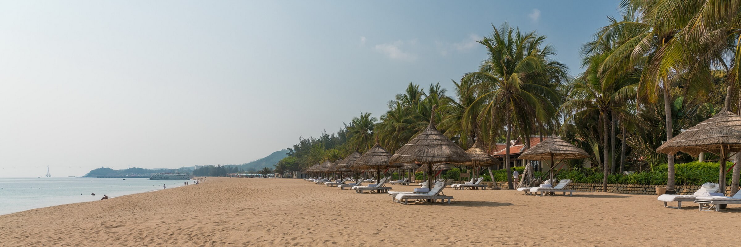 Die Traumstrände der malerischen Küstenstadt Nha Trang in Vietnam zählen zu den schönsten des Landes.