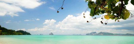 Die kleine Insel Koh Kradan in der Andamanensee gilt als absoluter Geheimtipp, sie bietet nur einige wenige Resorts und hat weder Straßen noch Dörfer.