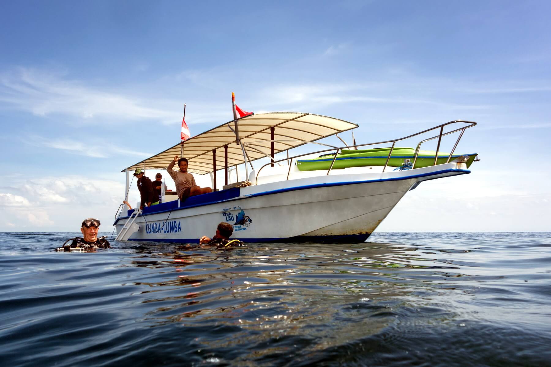 Alam Anda Ocean Front Resort & Spa Bali – Neben dem Hausriff, das direkt am Resort gelegen ist, sind weitere sehr gute Tauchplätze in nur ca. 10 Minuten mit dem Auslegerboot zu erreichen.