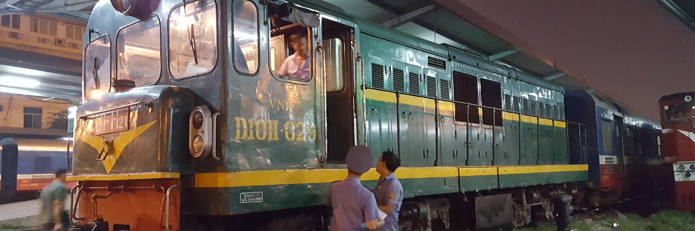 Mit dem Zug durch Vietnam zu Reisen ist ein einziges Abenteuer, das seines gleichen sucht.