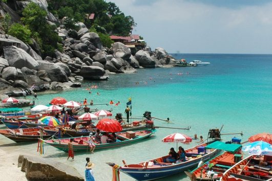 Koh Tao ist touristisch noch nicht so erschlossen, wie seine Nachbarinsel und bietet daher mehr Ursprünglichkeit.