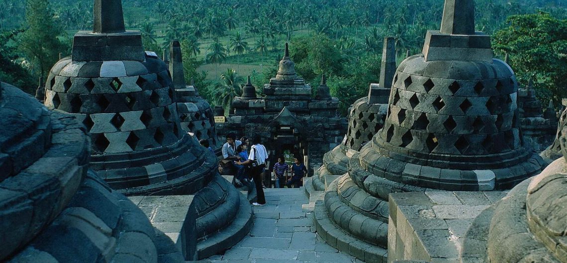 Die buddhistische Tempelanlage Borobudur stammt vermutlich aus dem 9. Jahrhundert und wurde erst 1814 wiederentdeckt.