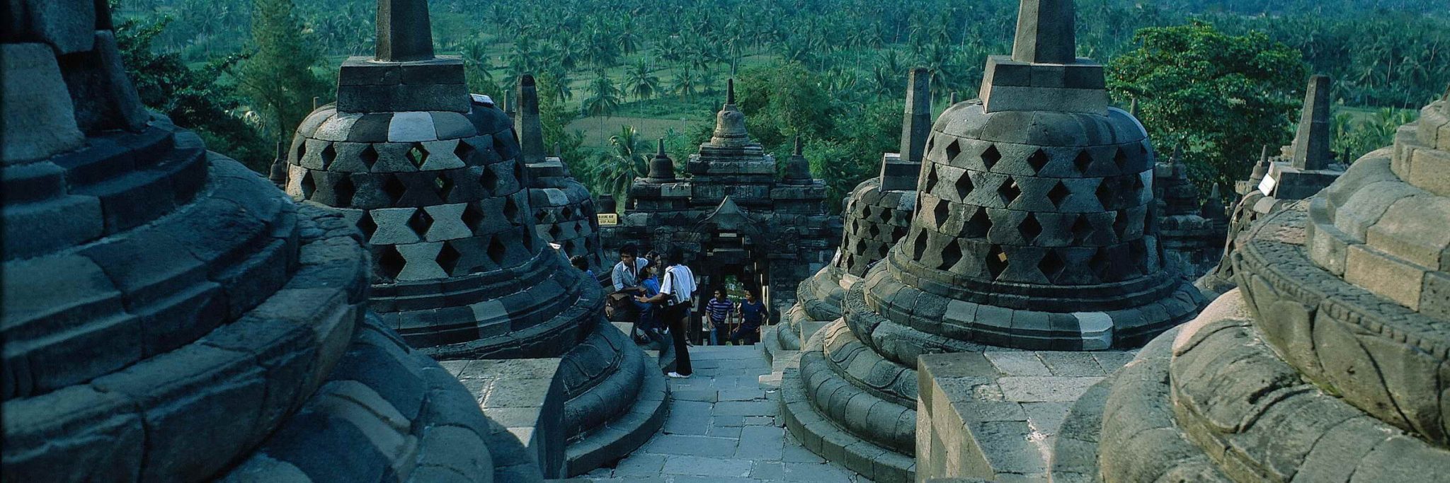 Die buddhistische Tempelanlage Borobudur stammt vermutlich aus dem 9. Jahrhundert und wurde erst 1814 wiederentdeckt.