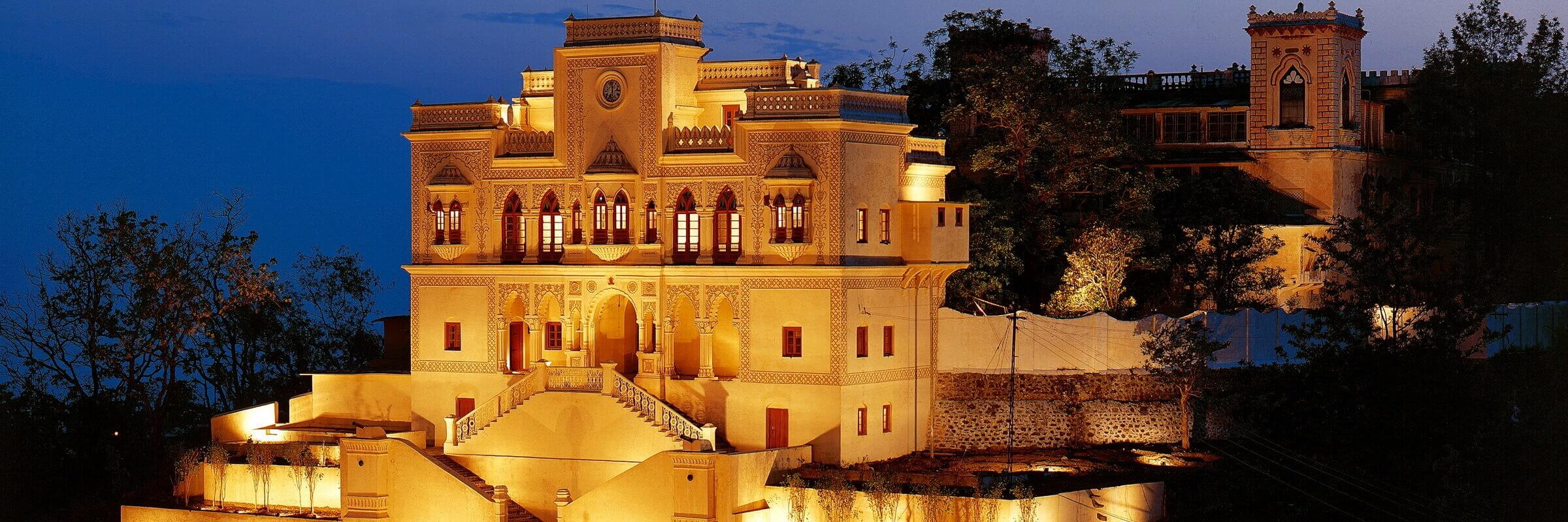 Das einzigartige Hauptgebäude The Palace Estate des Ananda in the Himalayas