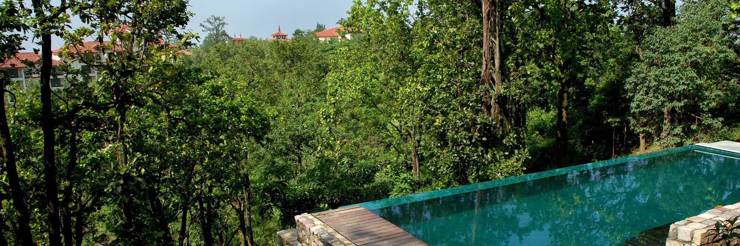 Privater Pool mit Terrasse der luxuriösen Villas des Ananda in the Himalayas