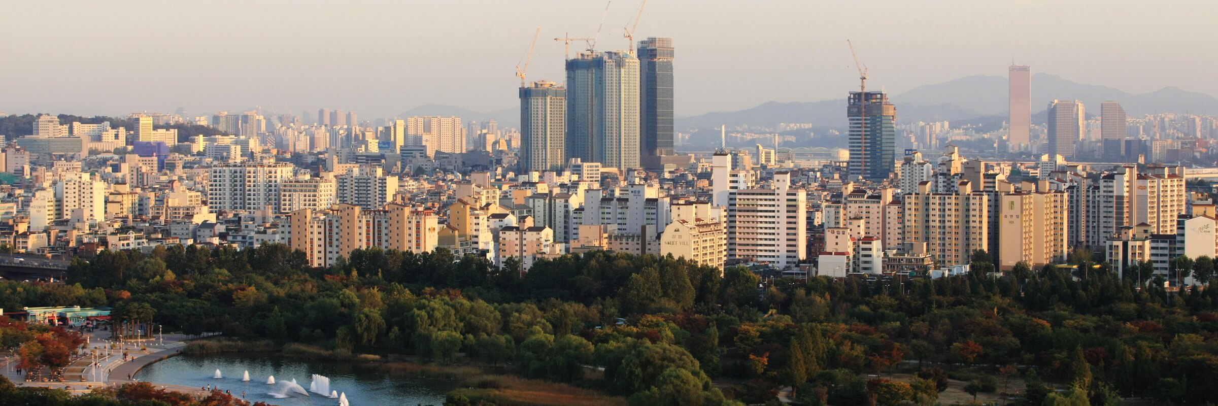 Südkoreas Hauptstadt Seoul ist das Finanz-, Kultur- und Bildungszentrum des Landes.