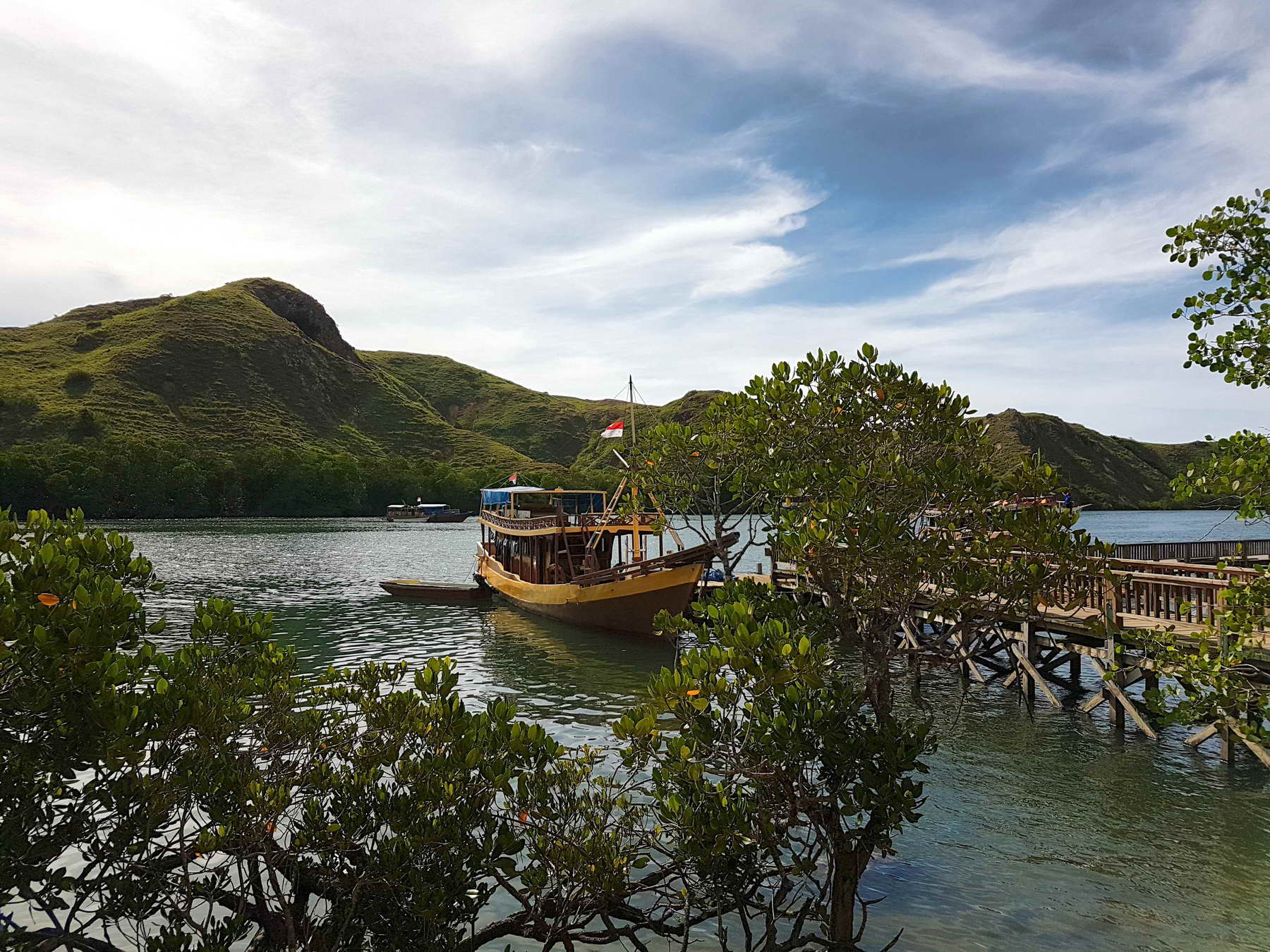 Mit dem Schiff zum Komodo Nationalpark