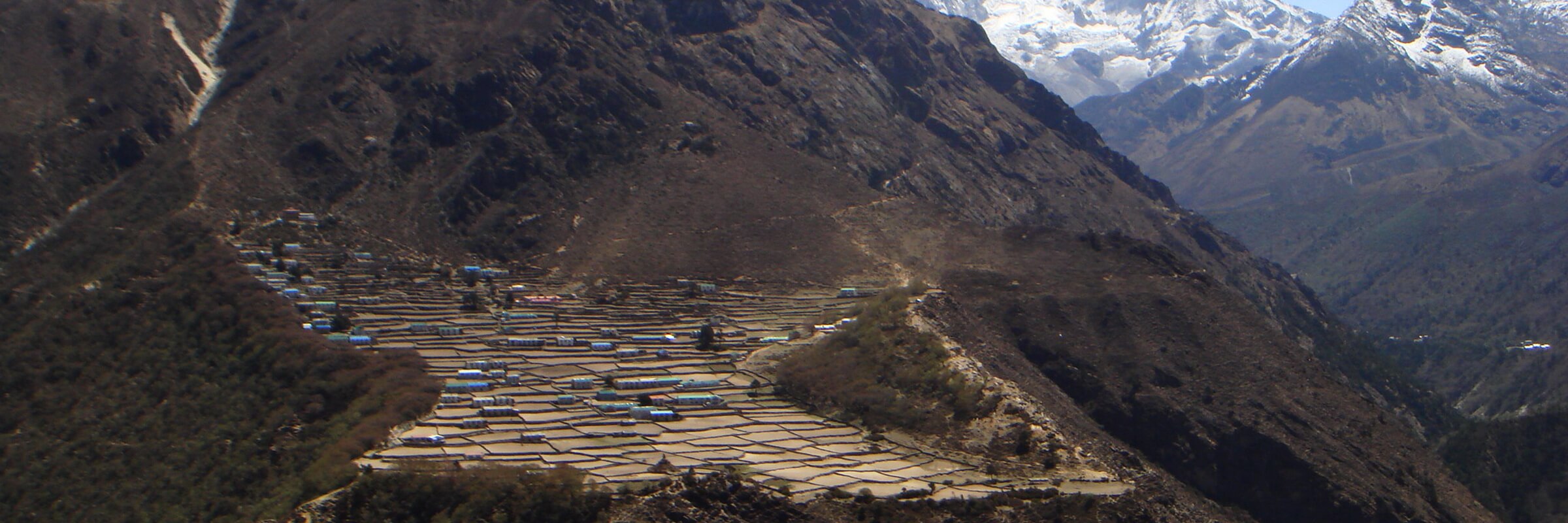 Das berühmte Mount Everest Base Camp befindet sich auf einer Höhe von 5364 m.