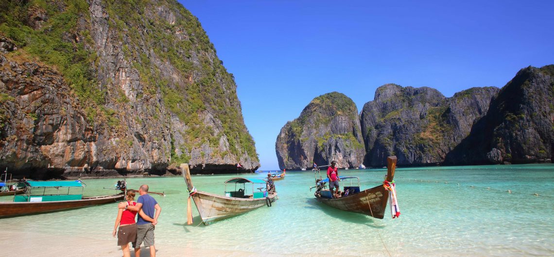 Maya Bay, Phi Phi Le Island, Hat Noppharat Thara - Mu Ko Phi Phi National Park, Krabi