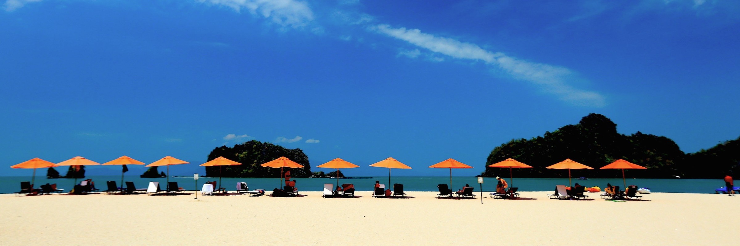 Die Inselgruppe Pulau Langkawi in der Andamanensee liegt in direkter Nähe der Grenze von Malaysia und Thailand.