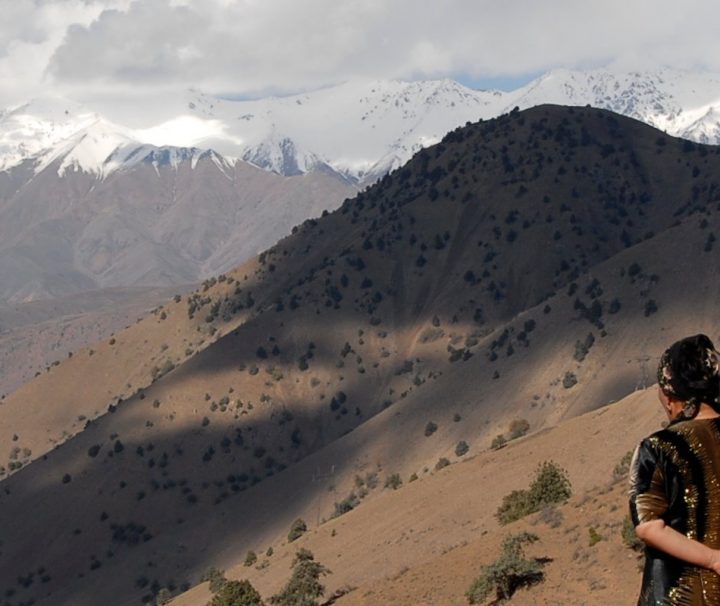 Das Ferghana-Tal in Usbekistan ist auf einer Gebirgsstraße über den 2.267 m hohen Kamchiq-Pass erreichbar.