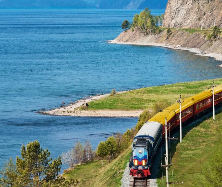 Zarengold Baikalsee: Die Transsibirische Eisenbahn ist einer der faszinierendsten und sichersten Verkehrswege der Erde, und wurde mit dem Sonderzug noch spannender, bequemer und unterhaltsamer.