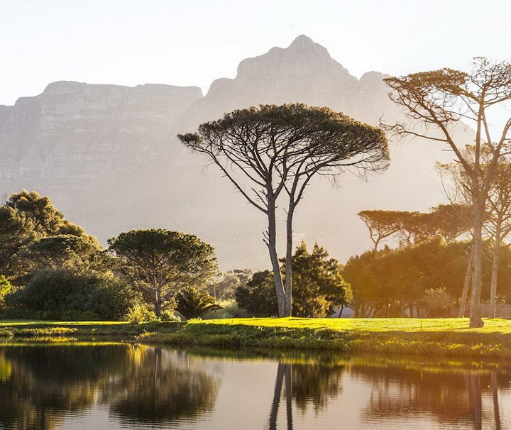 Garden Route Mietwagen Rundreise – Der Botanischen Garten Kirstenbosch im südafrikanischen Kapstadt ist am Osthang des Tafelberges gelegen und gilt als einer der schönsten botanischen Gärten der Welt.