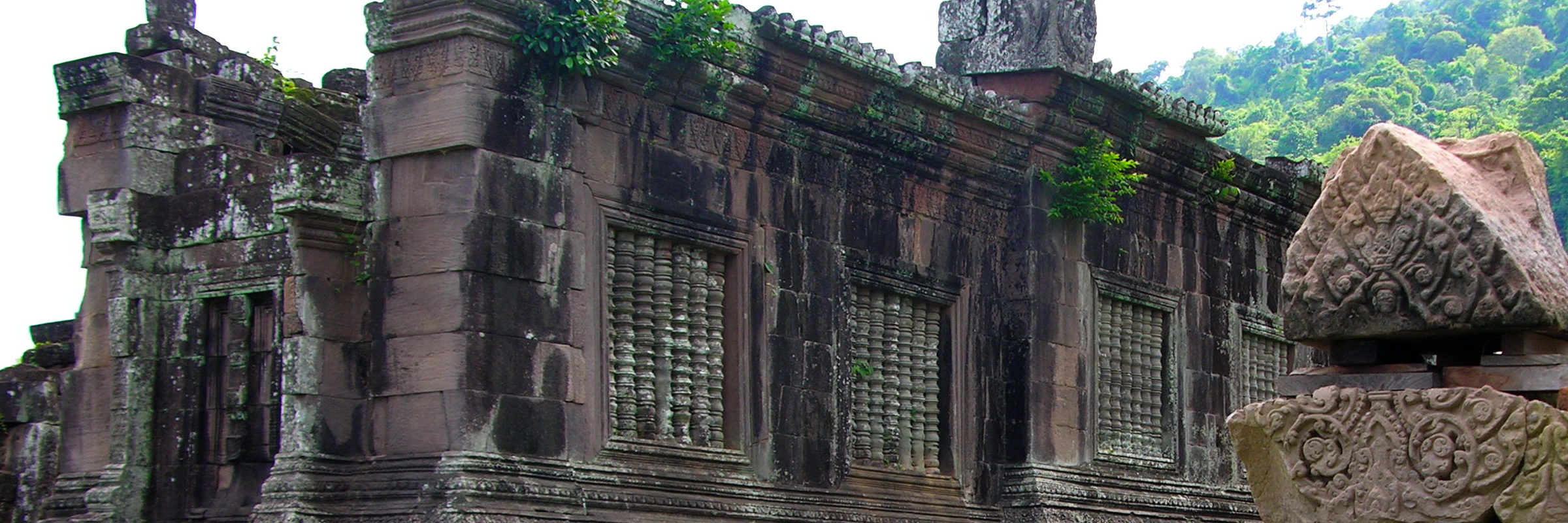 Der Wat Phou Tempel im Süden von Laos besticht durch seine Ursprünglichkeit