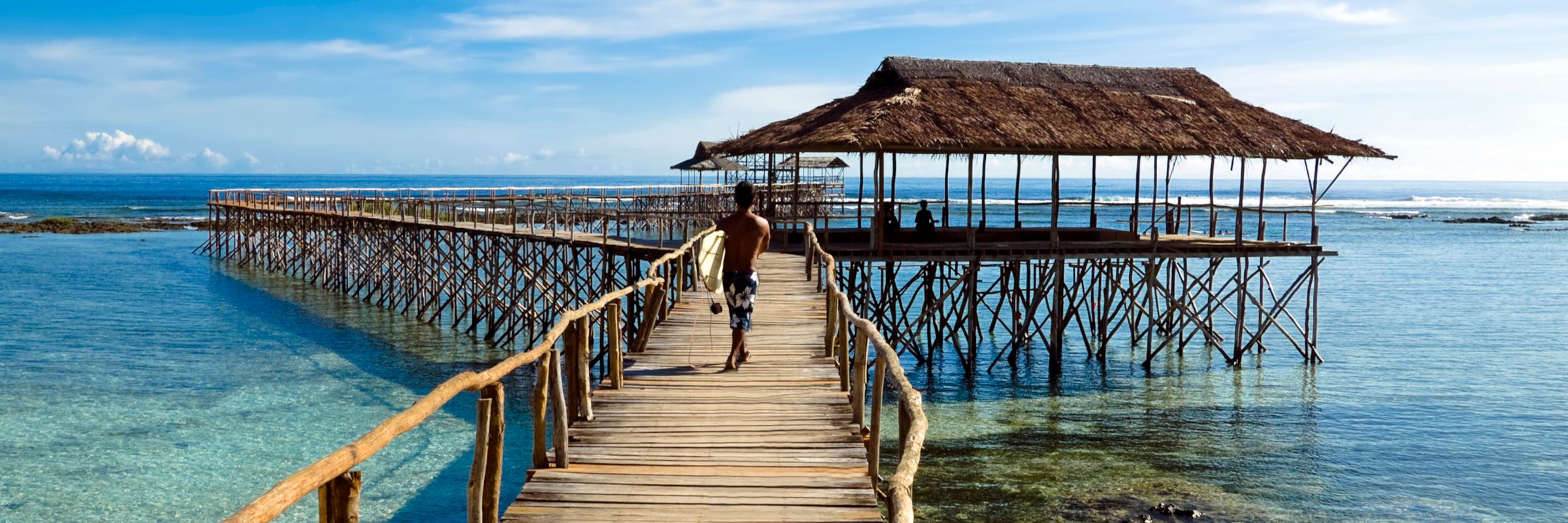 Der Cloud 9 Surfing Area Steg auf der philippinischen Insel Siargao