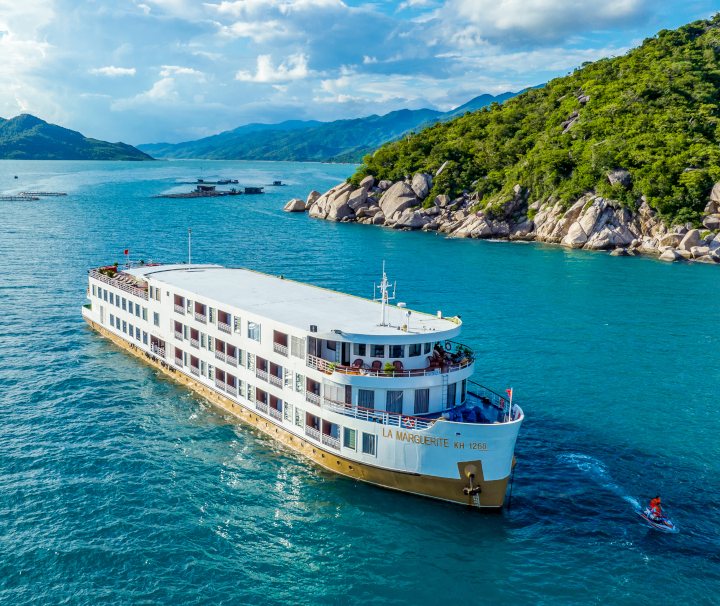 Die La Marguerite auf Kreuzfahrt in der vietnamesischen Provinz Khánh Hòa