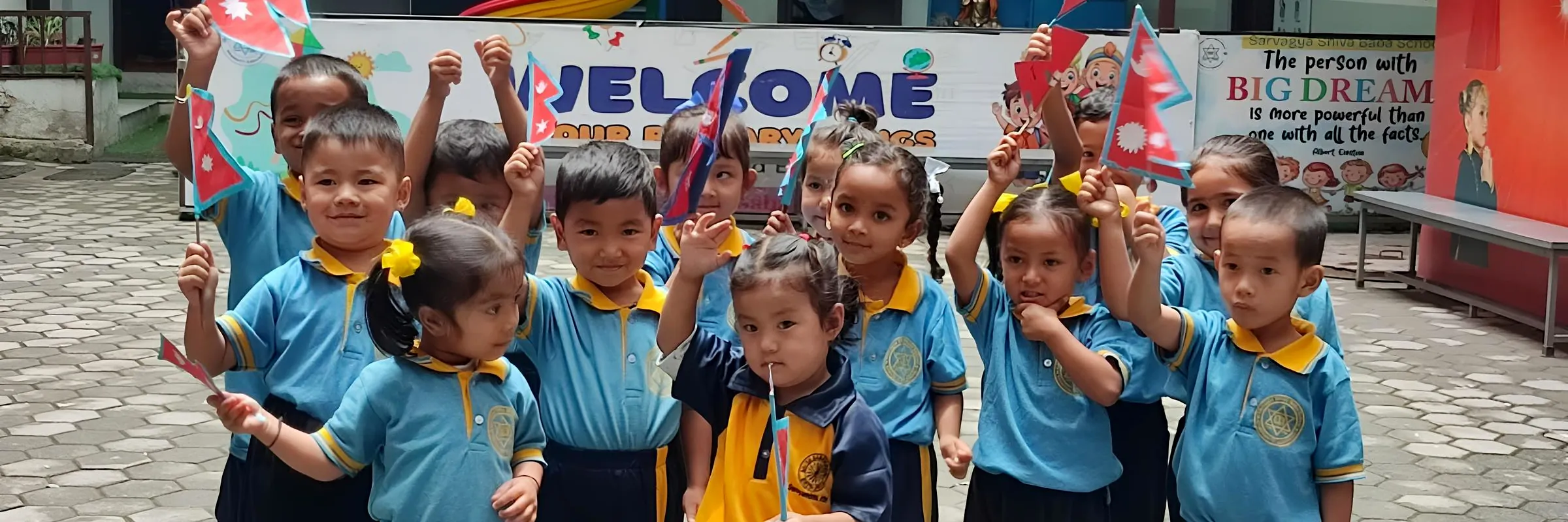 Willkommensfeier an der Sarvagya - und Shiva Baba Schule in Nepal
